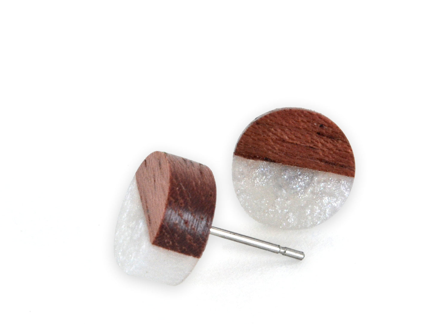 snow white and exotic purpleheart round stud earrings