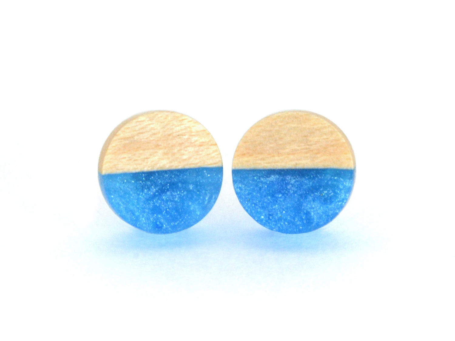 ocean blue earring studs with white maple