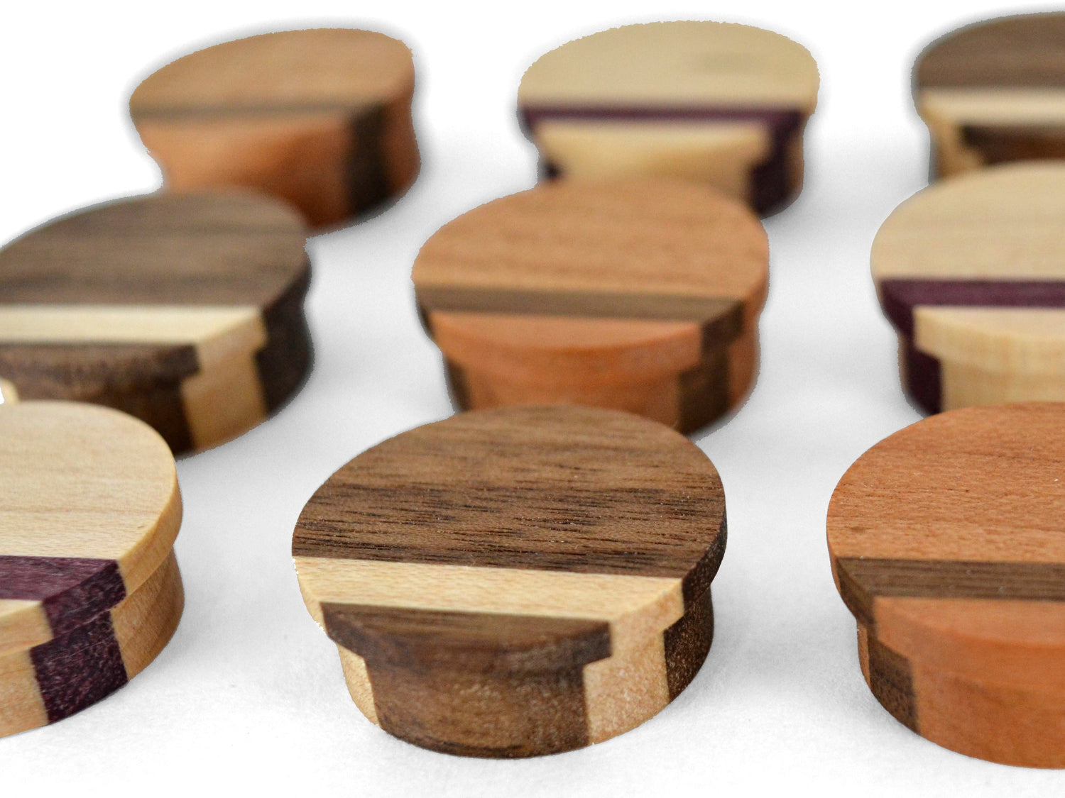 natural wooden magnets with round design, easy wooden grip